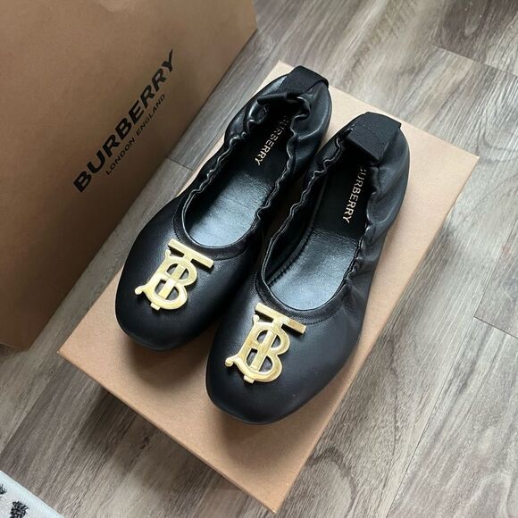 Burberry Women’s Laura Ballet Flats, Black Leather, Size EUR 36.5, Retail $720‎ - Picture 1 of 8